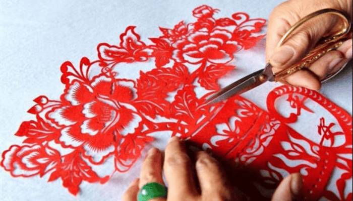 nghệ thuật cắt giất là một trong 10 quốc túy trung hoa