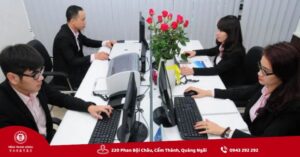 Nhân viên hành chính văn phòng